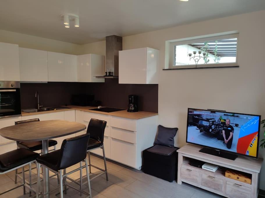 Appartement Dans Un Superbe Quartier Residentiel Namur Exterior photo